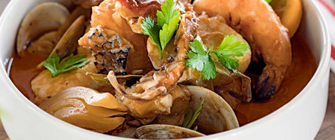performancefoodservice-Recipes-CIOPPINO2-heroFull/performancefoodservice-Recipes-CIOPPINO-heroFull