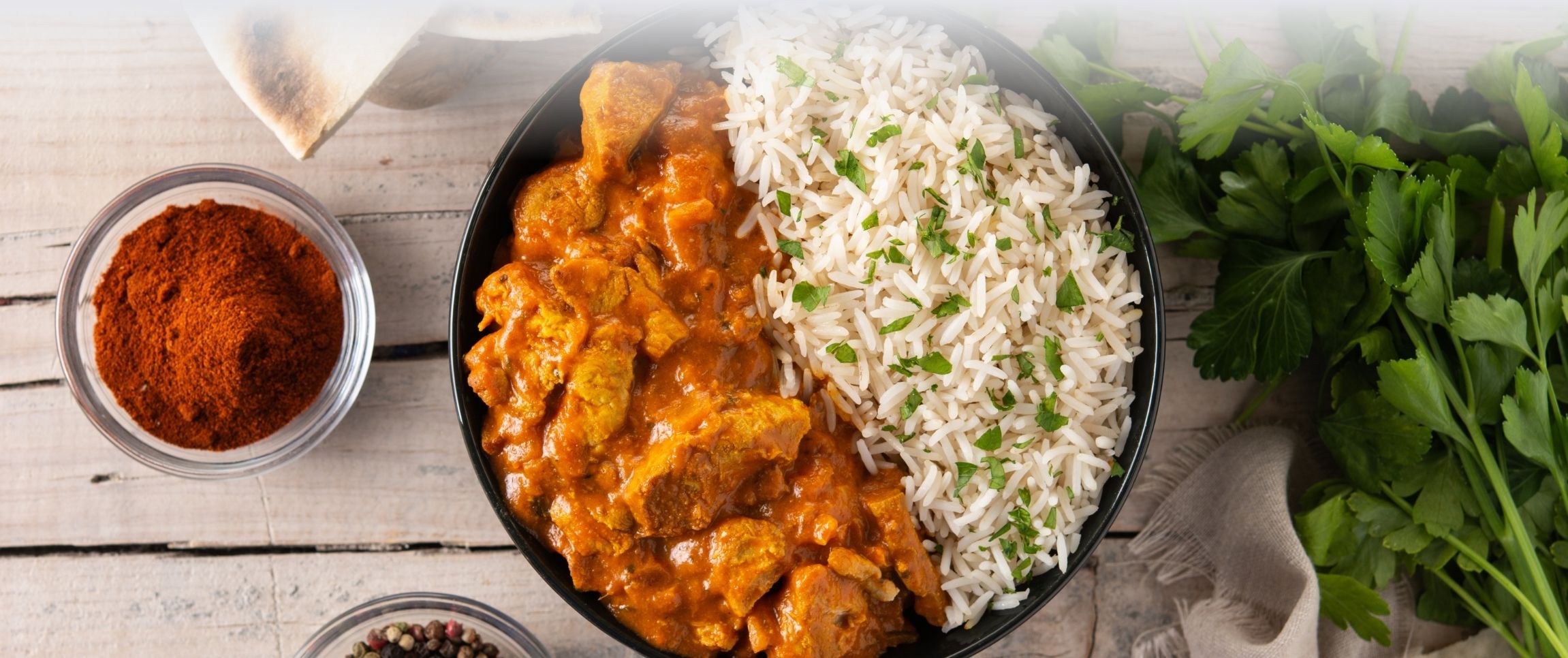HeroFull/performancefoodservice-NIS-Asian_Pride_Samosas_and_Sauces-herofull