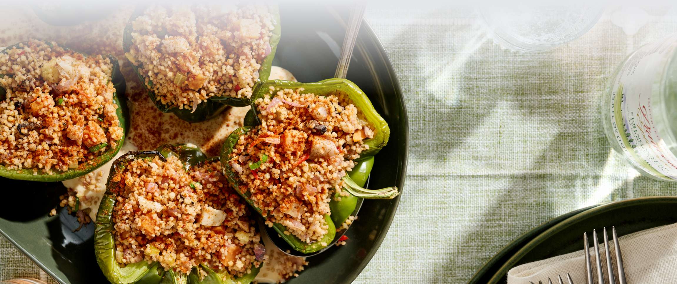 Hero - Full Width/Performancefoodservice-Recipes-Garden_Stuffed_Bell_Peppers-herofull
