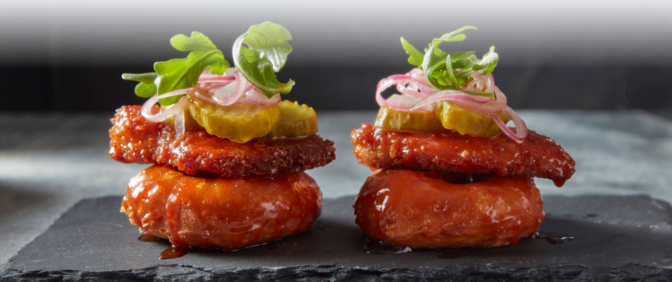 Hero - Full Width/performancefoodservice-Recipes-Hot_Chicken_Biscuit_Donut_Sandwiches-herofull