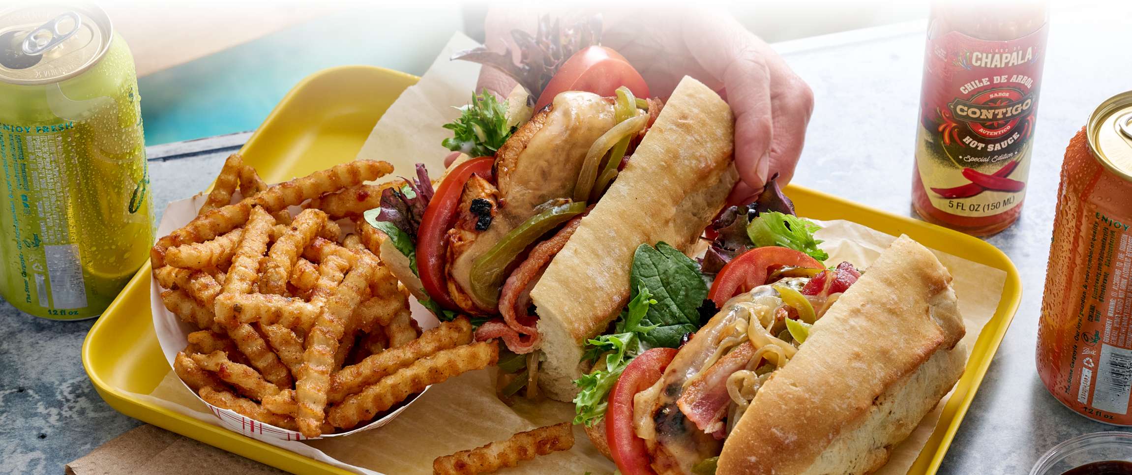 Hero - Full Width/Performancefoodservice-DISHRecipes-Buffalo_Q_YardBird_Handheld-herofull