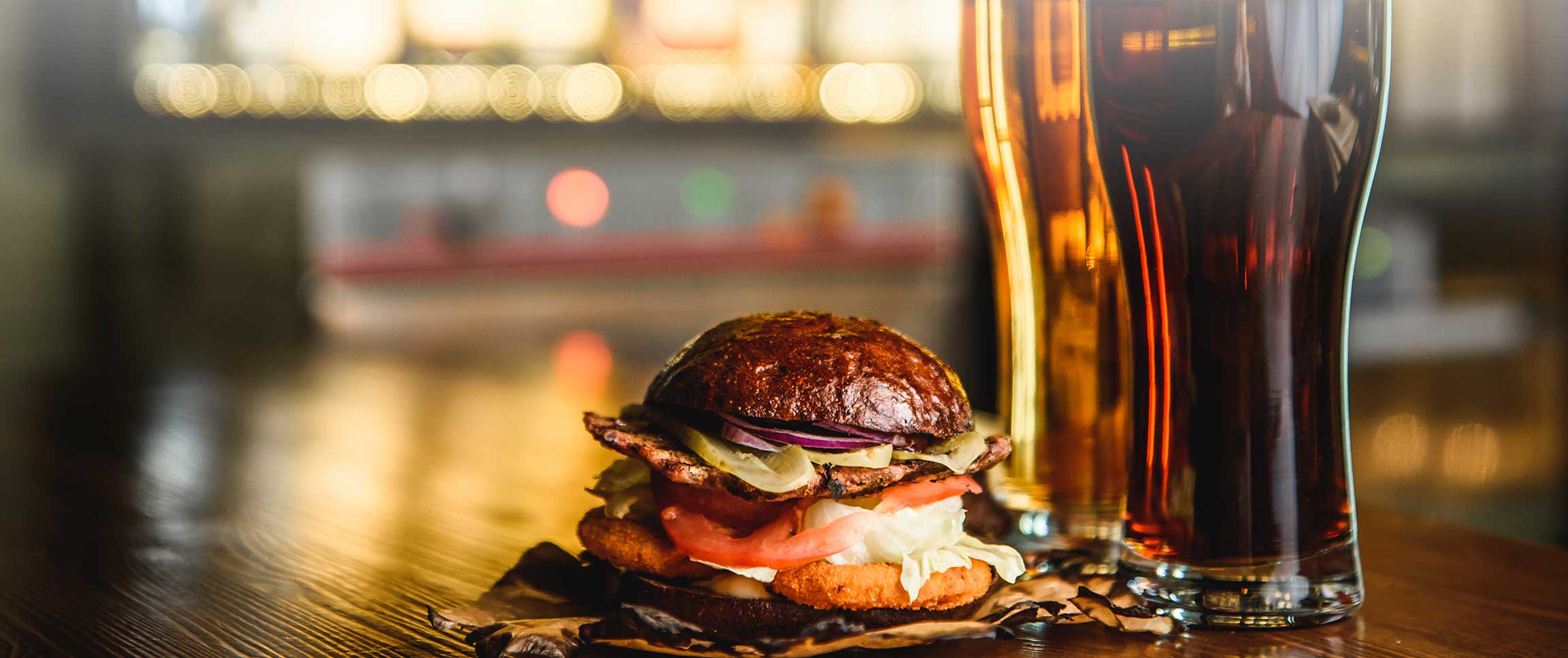 Articles/performancefoodservice-GetInspired-FootballSeason-heroFull