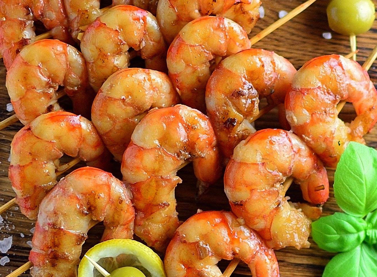 Hero - Half Width/performancefoodservice-Recipes-GRILLED_SHRIMP_SKWR-heroHalf