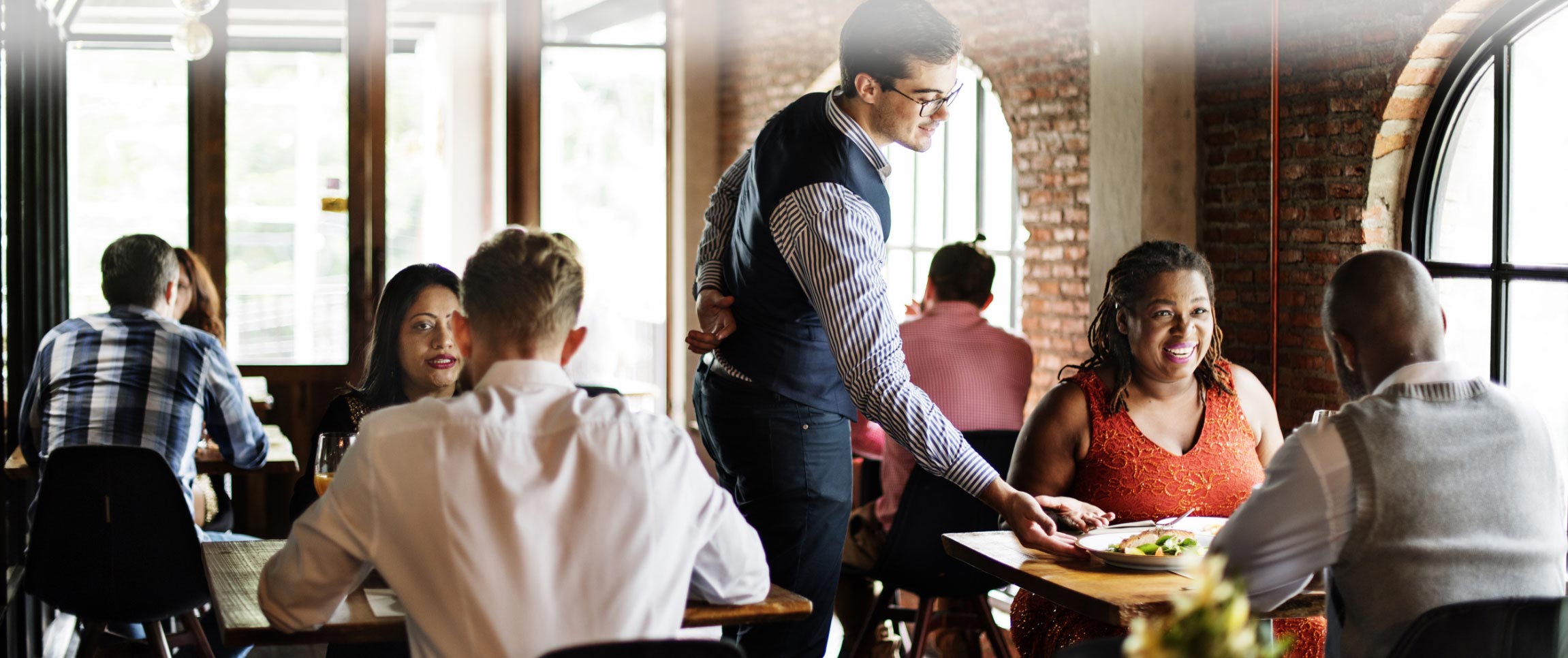 Articles/performancefoodservice-GetInspired-restaurant-week-heroFull