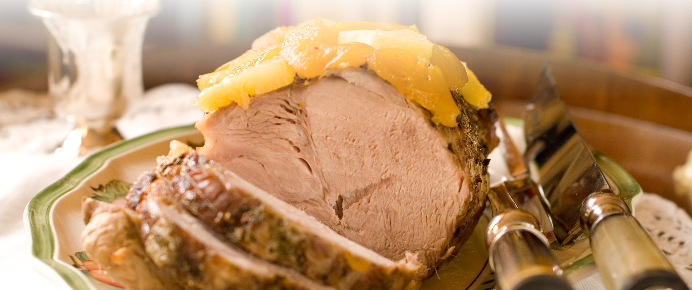 Hero - Full Width/performancefoodservice-recipes-jerk-seasoned-allegiance-tenderloin-wth-honeyed-pineapple_heroFull