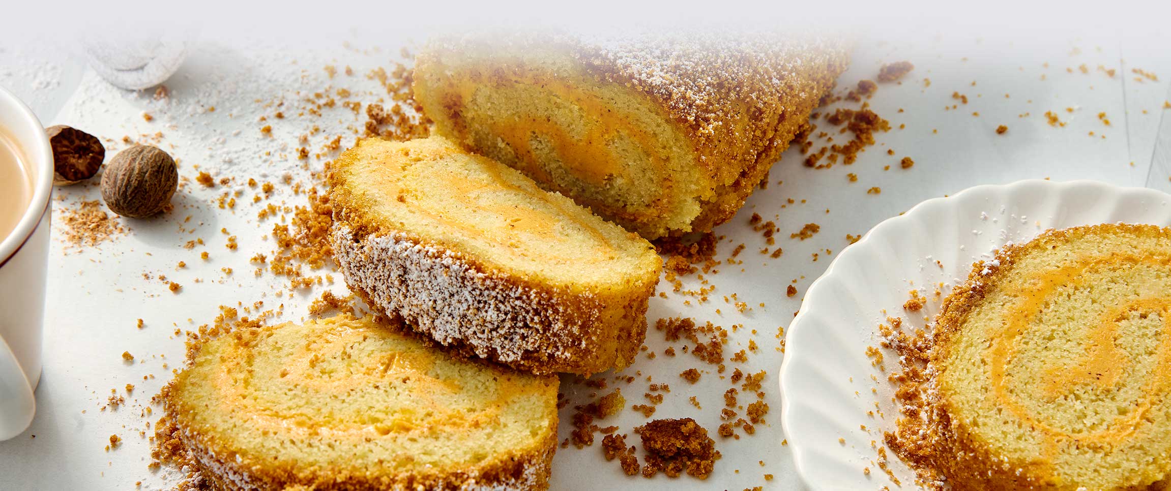 Hero - Full Width/performancefoodservice-DishRecipes-PumpkinCheesecakeRoll-HeroFull