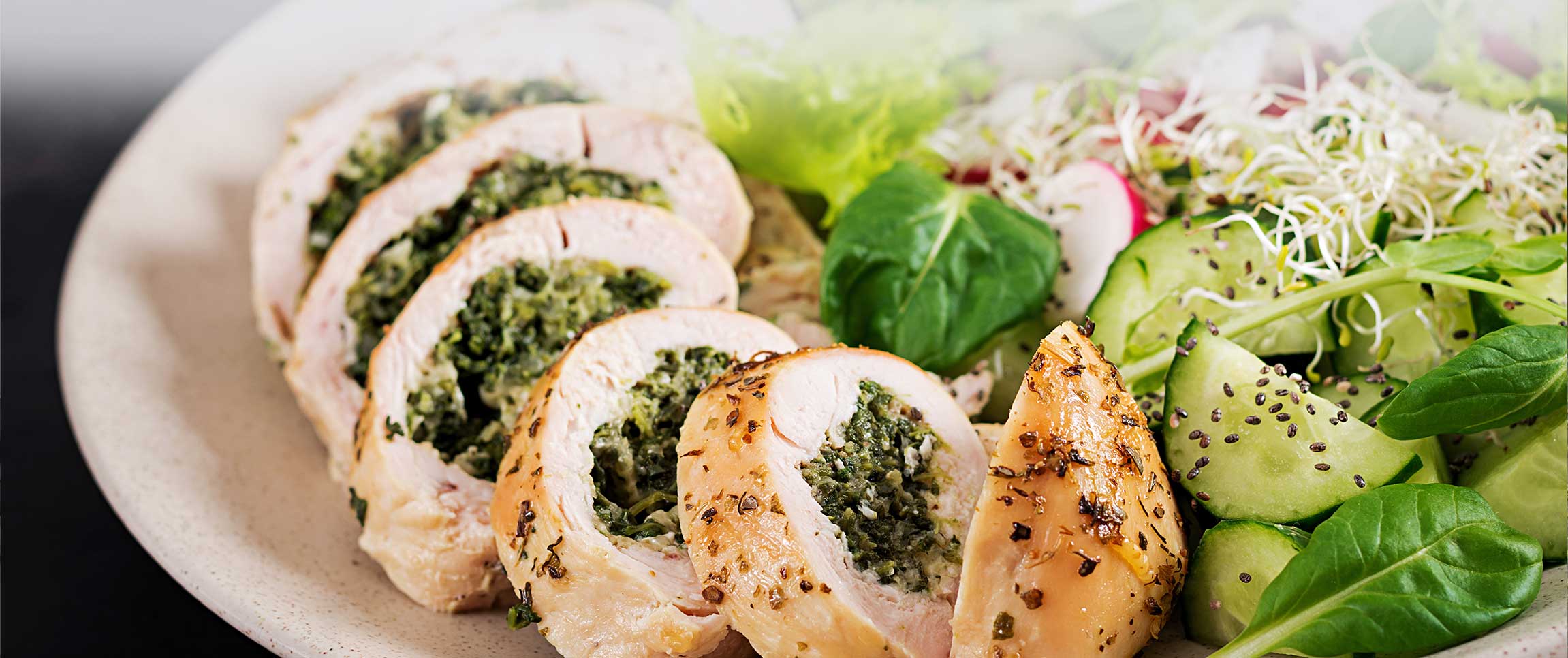 Hero - Full Width/Performancefoodservice-recipe-roastedstuffedchicken-herofull
