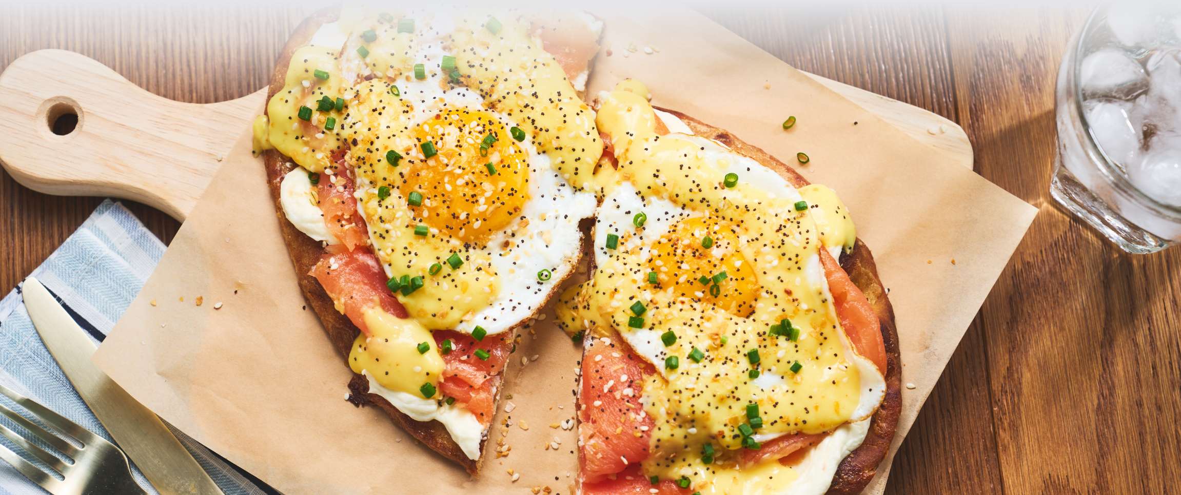 Hero - Full Width/Performancefoodservice-Recipes-Everything_Bagel_Flatbread-herofull