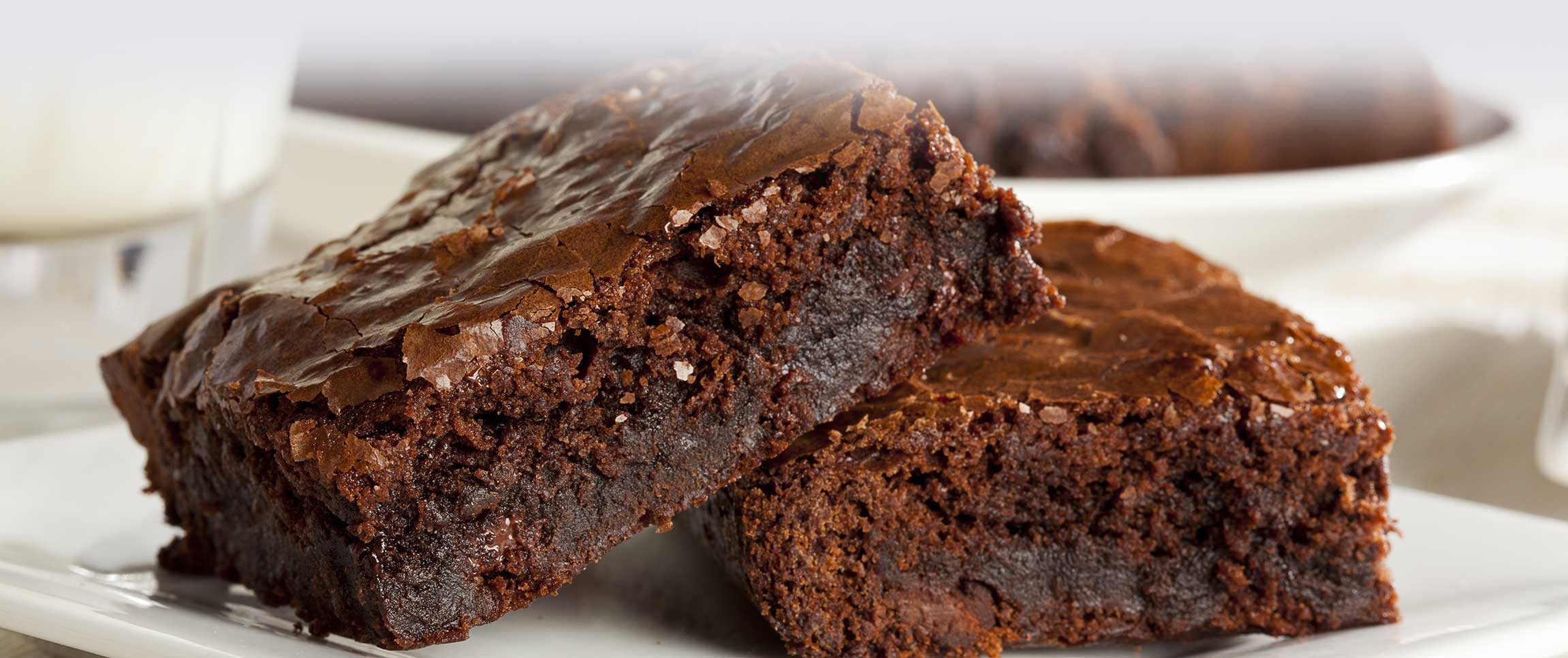 Hero - Full Width/performancefoodservice-recipes-RoyalFudgeBrownies-herofull