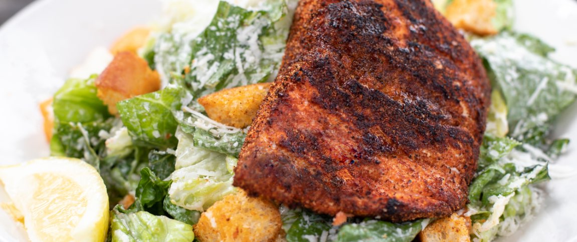 Hero - Full Width/performancefoodservice-Recipes-BLKND_SALMON_CAESAR-heroFull