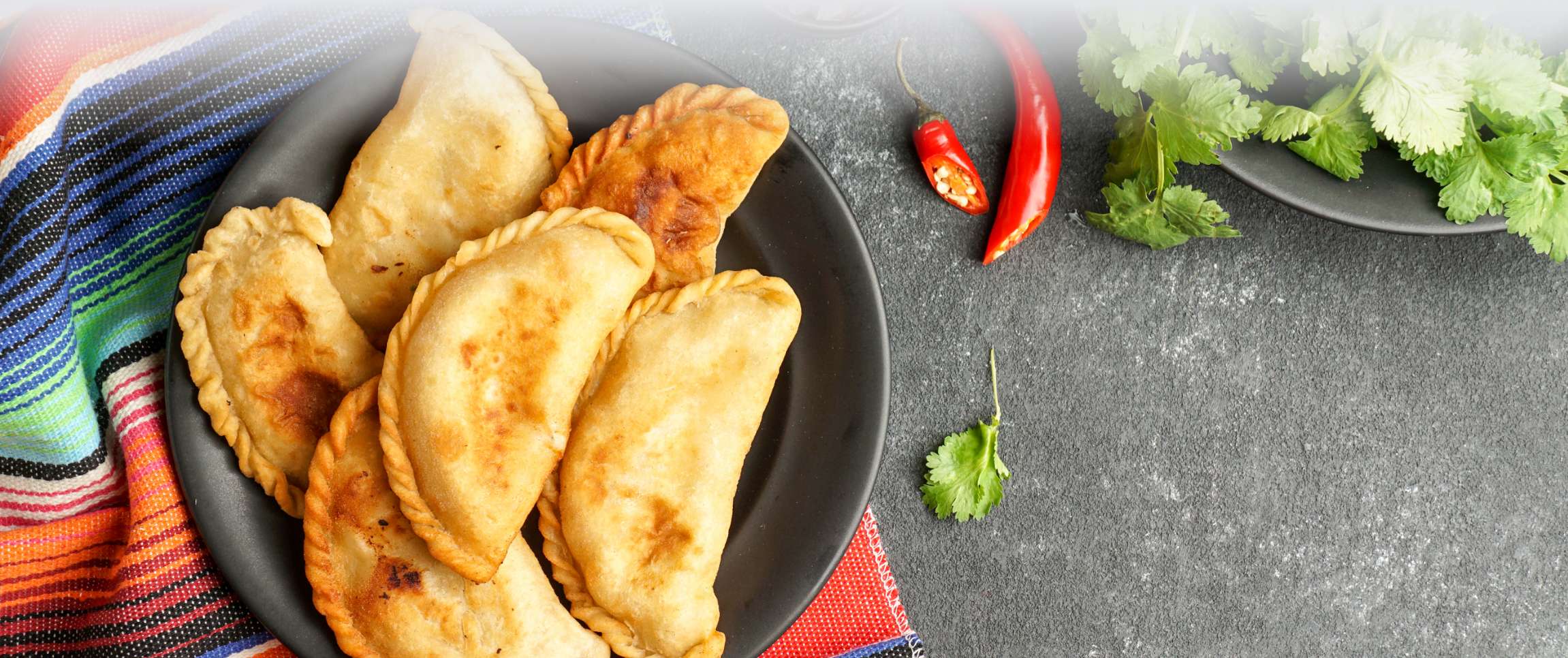 HeroFull/performancefoodservice-NewInStock-Contigo_Empanadas-herofull
