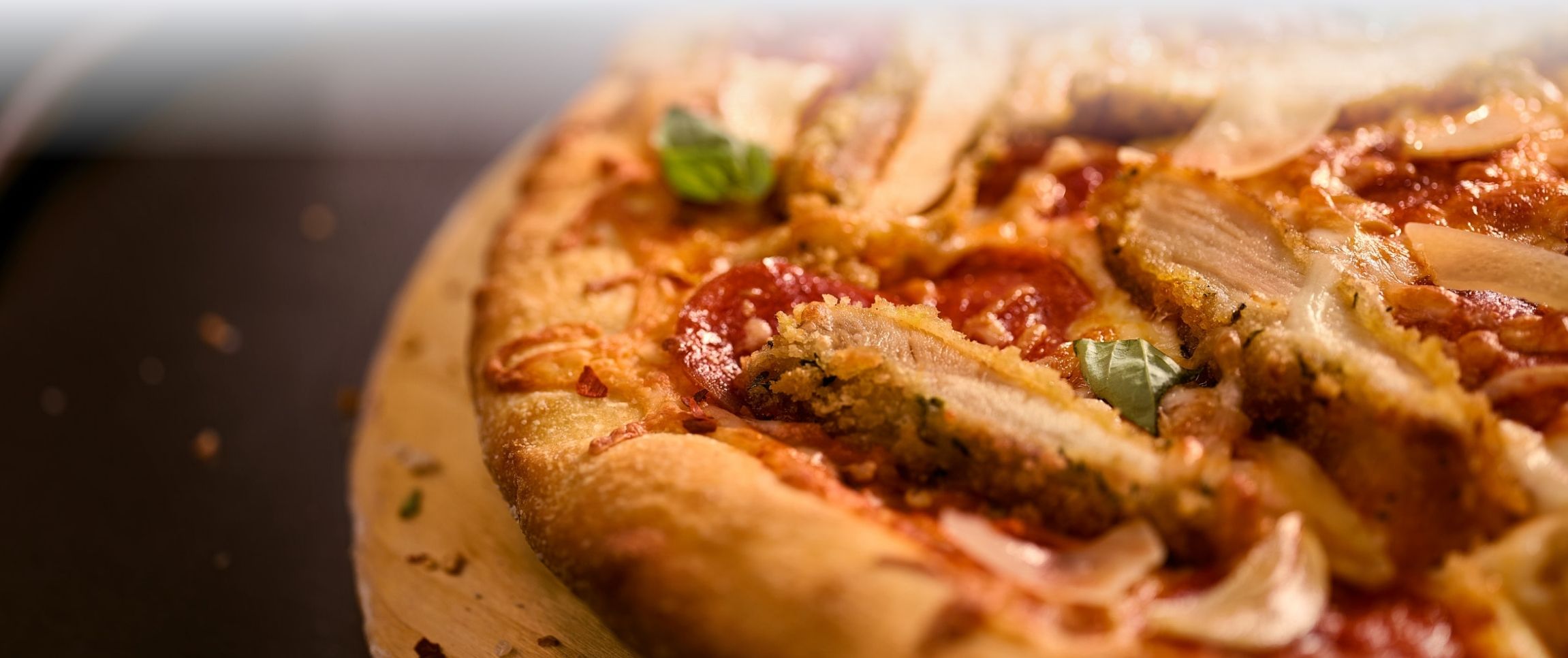 Hero - Full Width/performancefoodservice-Recipes-Chicken_Parm_Pie-herofull