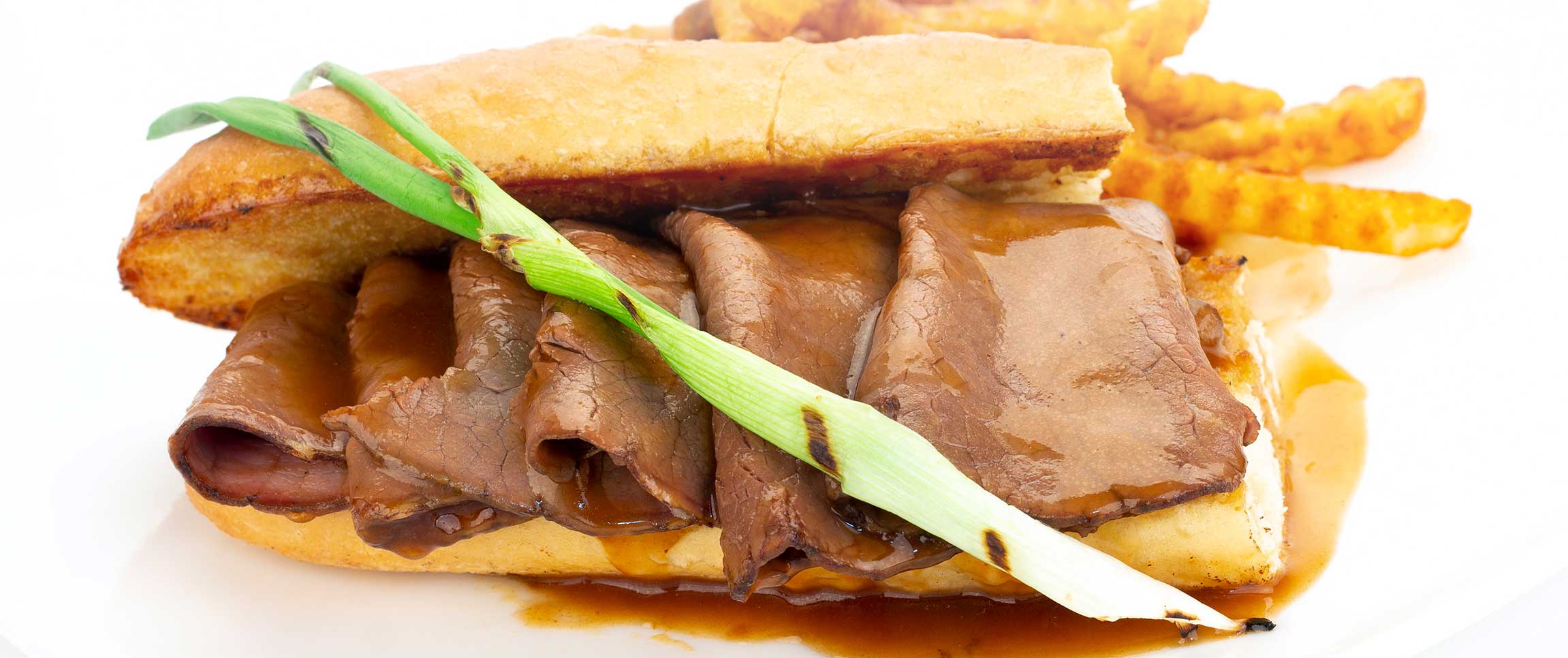 Hero - Full Width/performancefoodservice-Recipes-RoastBeefHoagie-HeroFull
