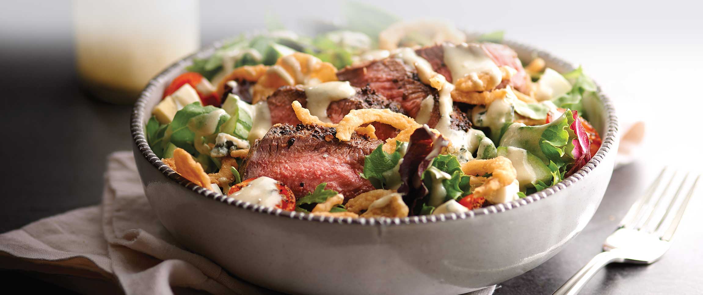 Hero - Full Width/performancefoodservice-Recipes-GorgonzolaSteakSalad-heroFull