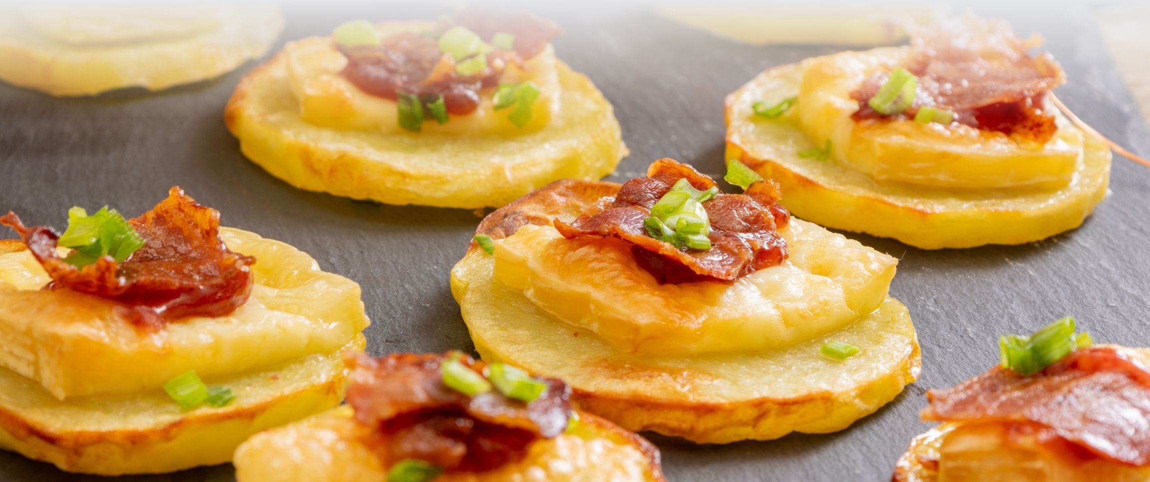 Articles/performancefoodservice-GetInspired-Bacon_Me_Crazy-herofull
