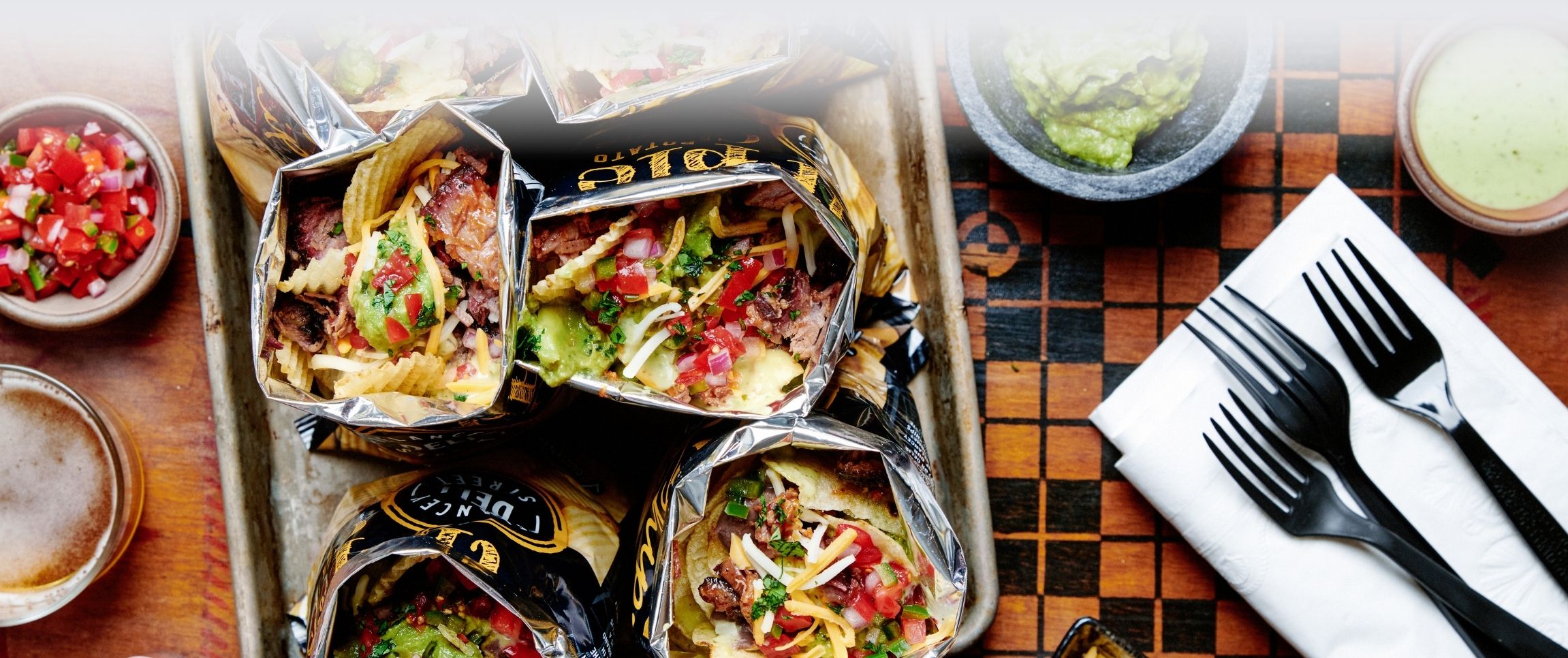 Articles/performancefoodservice-GetInspired-Texture_Chain-herofull