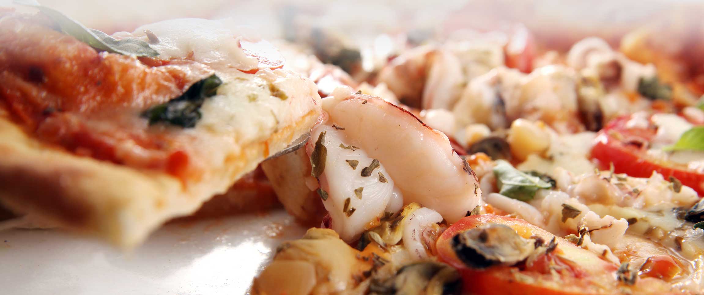 Hero - Full Width/performancefoodservicerecipesClamTrufflePizzaherofull