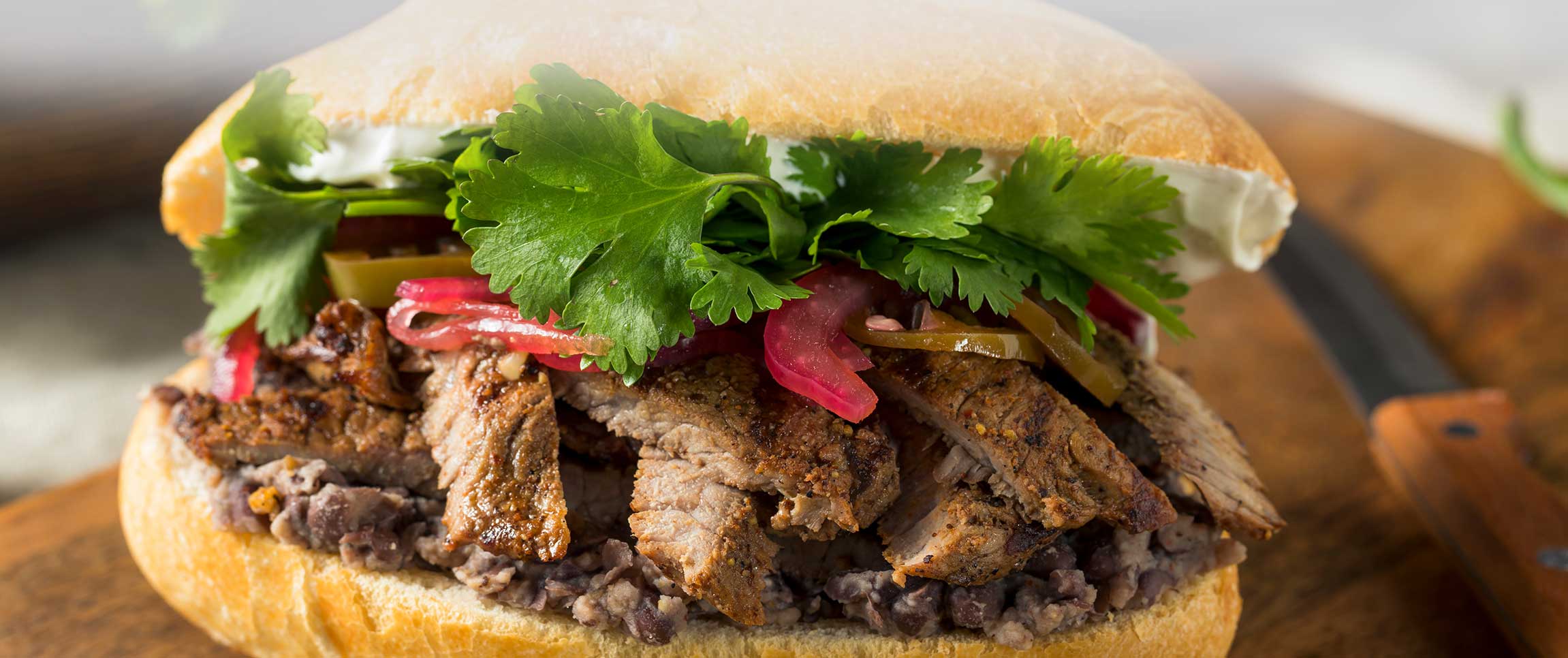 Hero - Full Width/performancefoodservice-Recipe-BeefTortaAlPastor-herofull