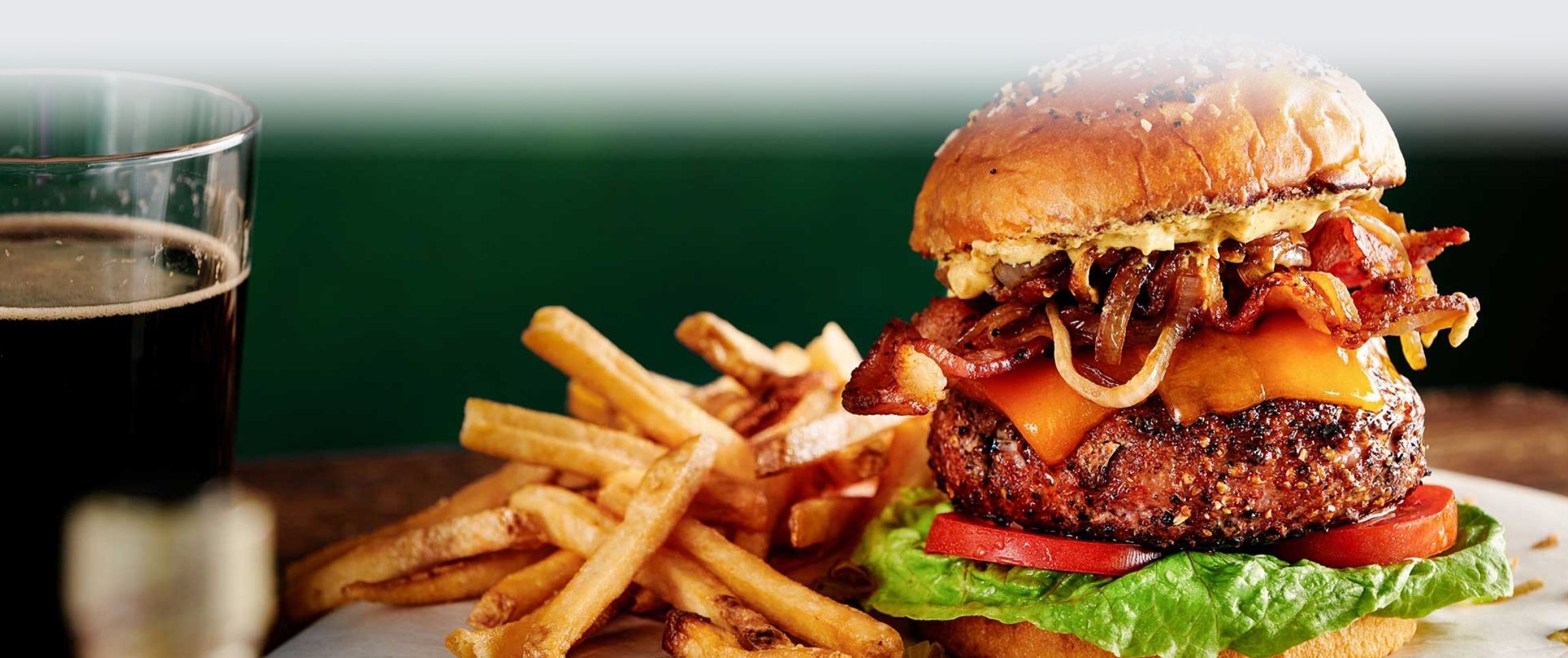 Hero - Full Width/performancefoodservice-DISHRecipes-Pastrami_Turkey_Burger-herofull