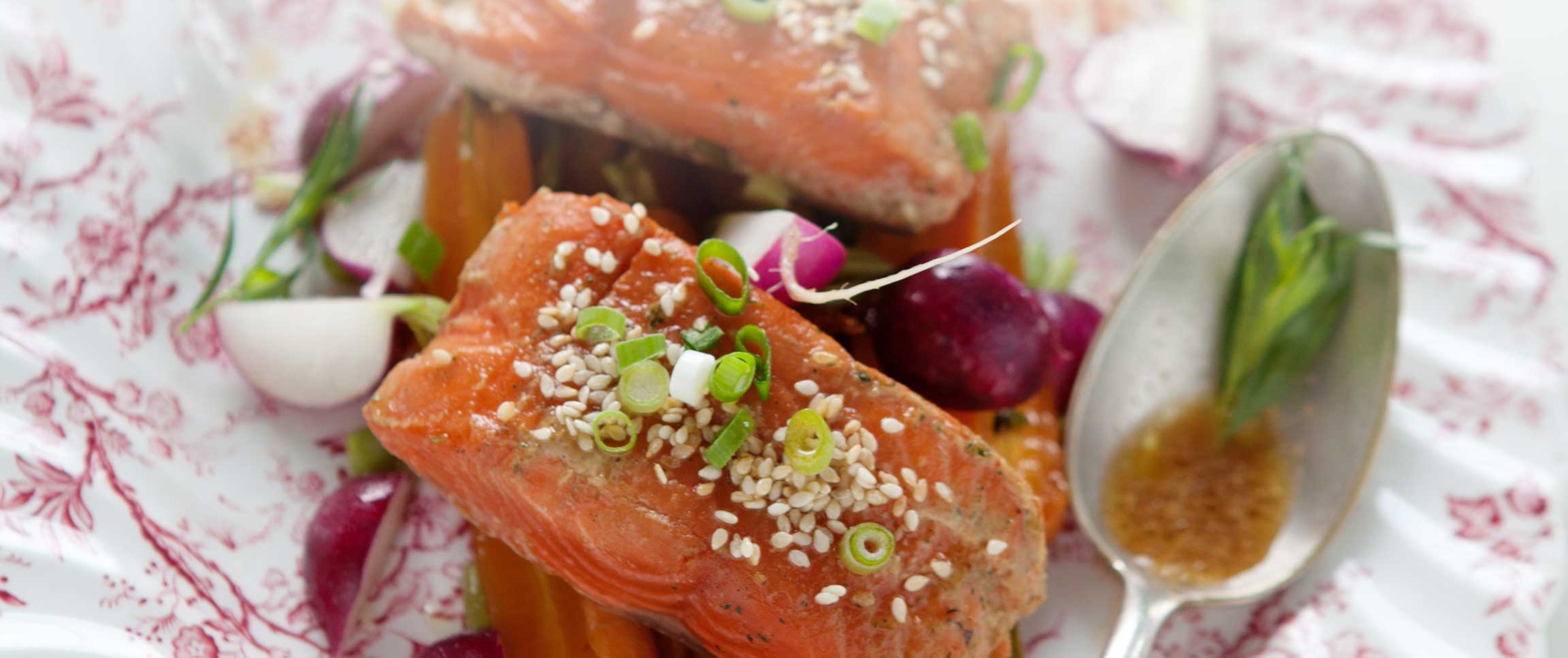 Hero - Full Width/performancefoodservice-Recipes-AlaskaSalmonShoyuTarragonSauce-heroFull