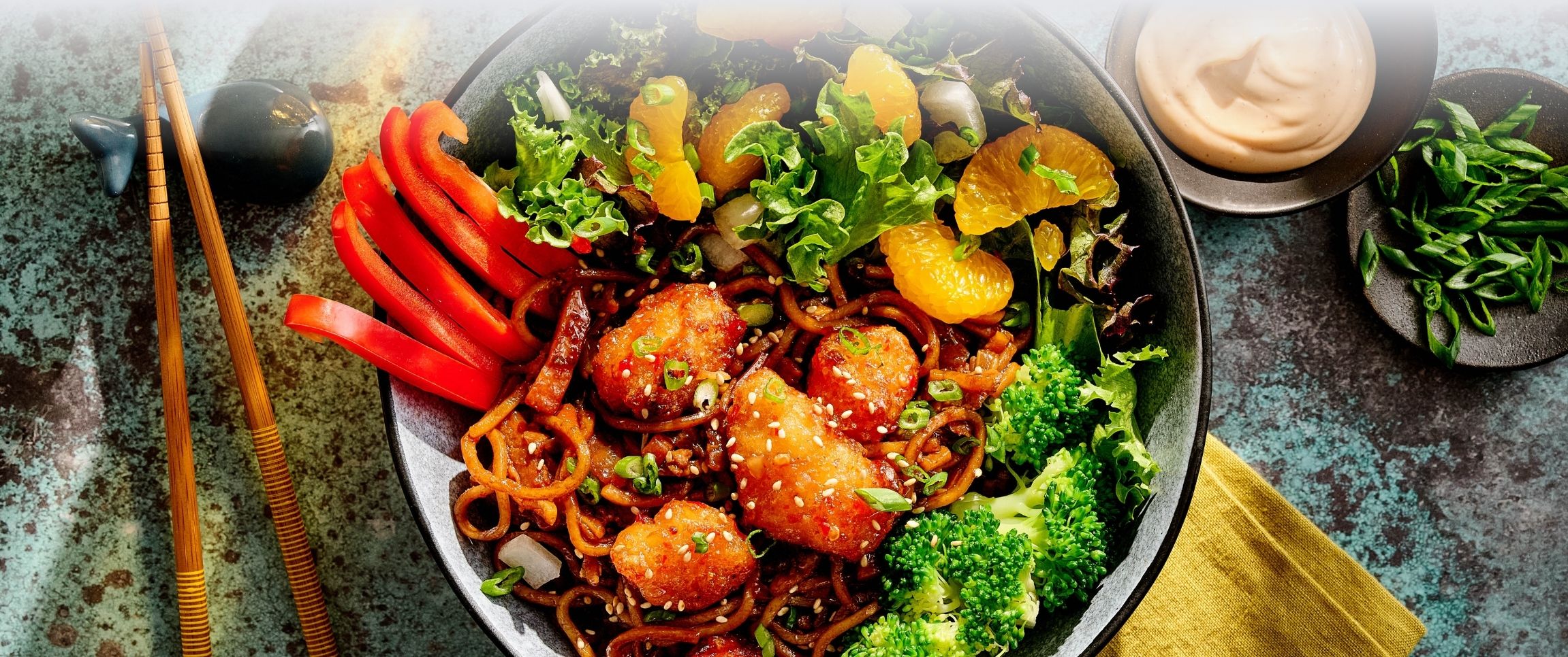 Hero - Full Width/performancefoodservice-DISHRecipes-Thai_Chili_Noodle_Bowl-herofull
