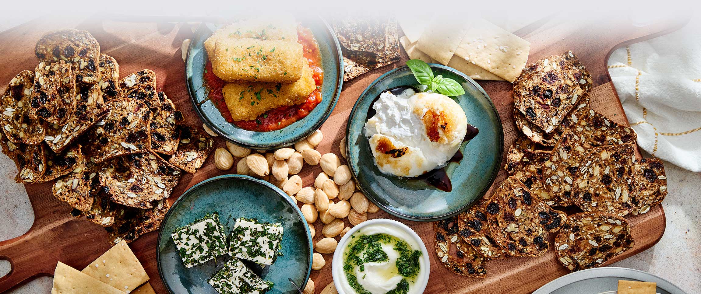 Hero - Full Width/Performancefoodservice-DISHRecipes-Chee-Cuterie-herofull