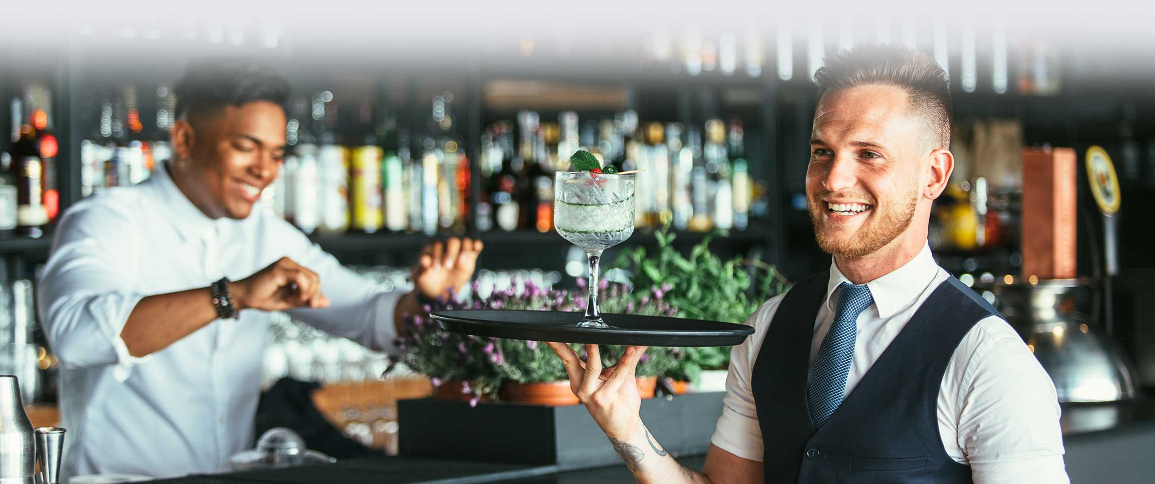 Articles/performancefoodservice-GetInspired-Seasoned-herofull