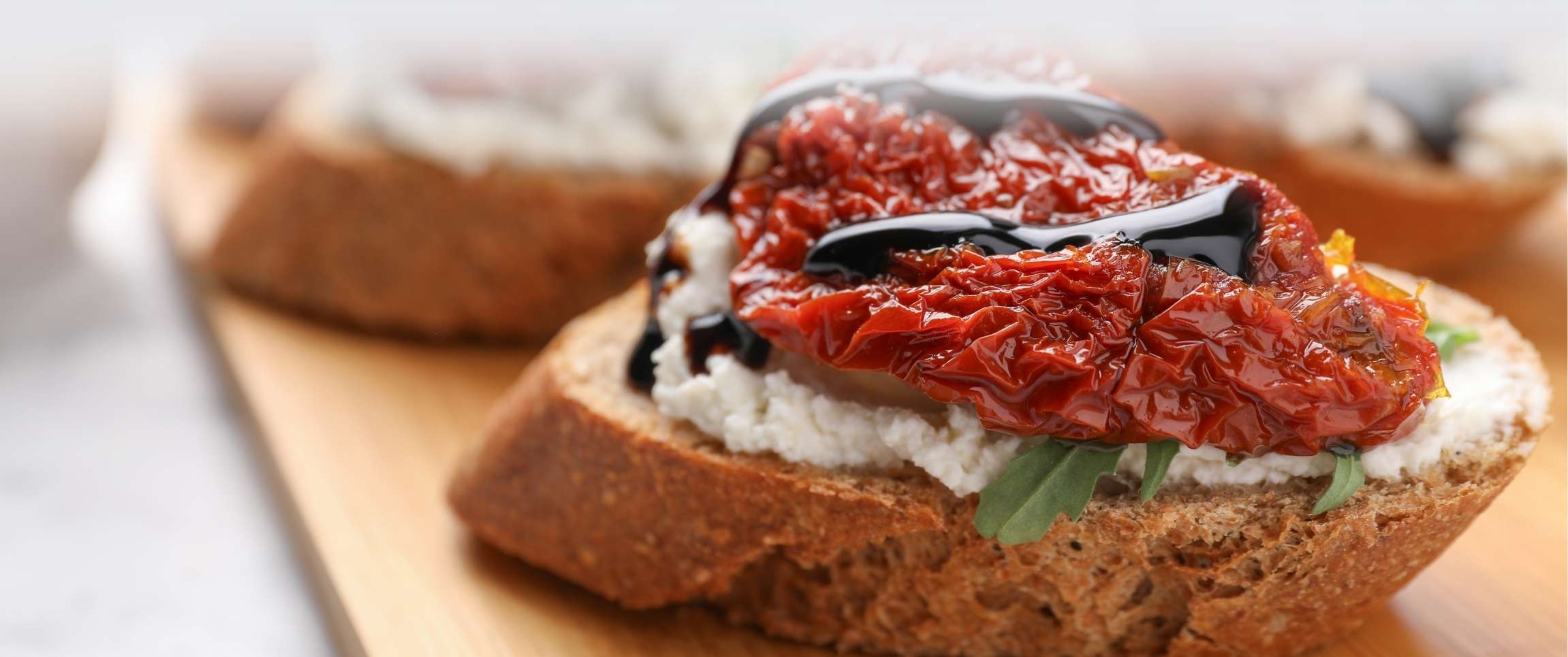 Articles/performancefoodservice-GetInspired-Keep_It_Light-herofull