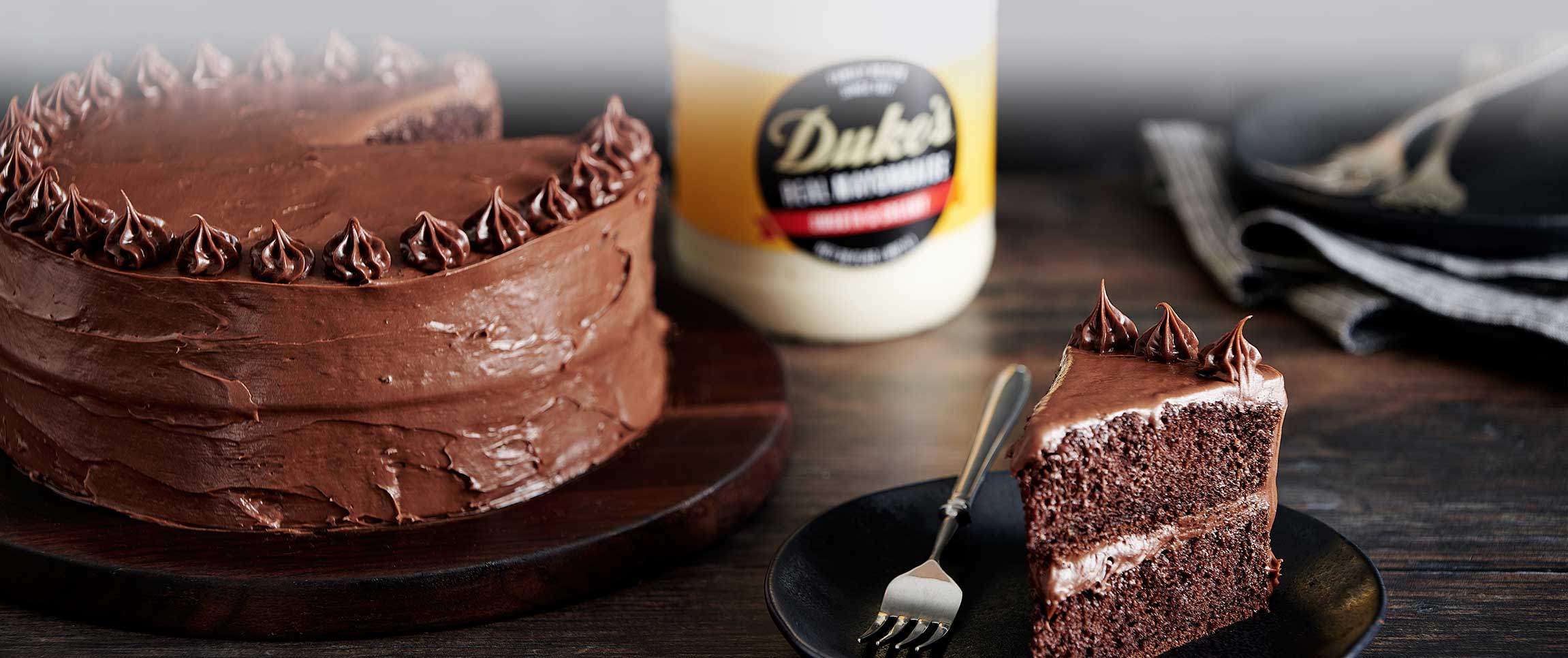 Hero - Full Width/Performancefoodservice-recipe-dukeschoccake-herofull