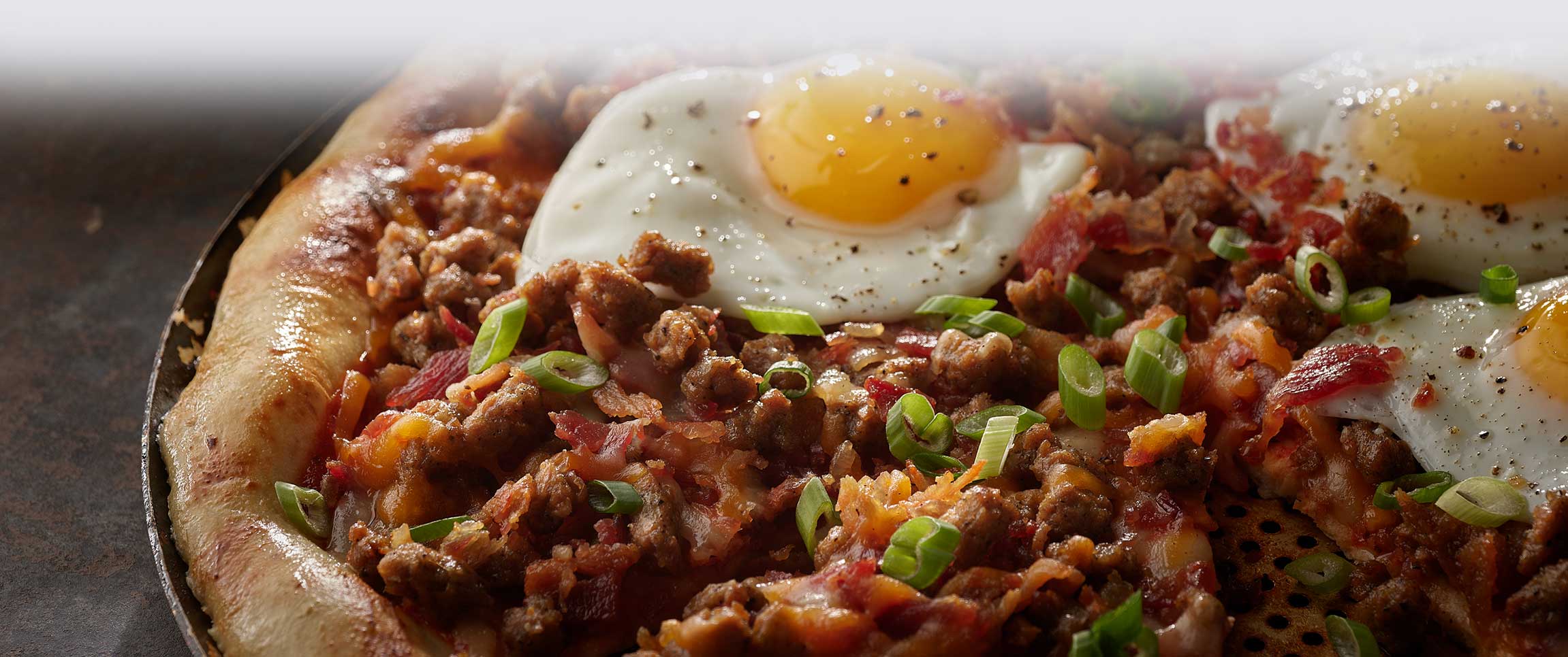 Hero - Full Width/performancefoodservice-recipes-BreakfastforDinnerPizza-herofull