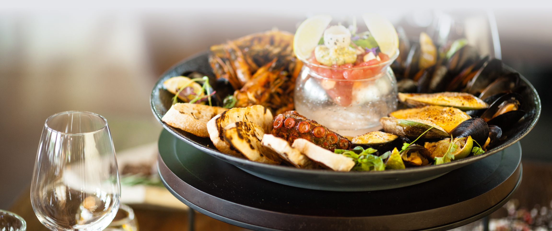 Articles/Performancefoodservice-GetInspired-Cast a Wide Net_herofull