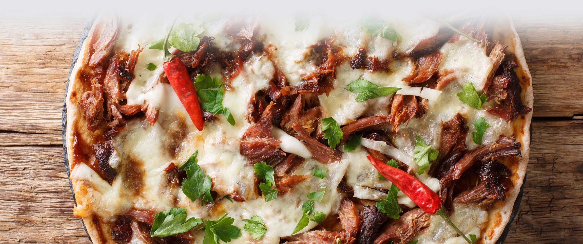 Hero - Full Width/performancefoodservice-recipes-BurntEndsFlatbread-herofull