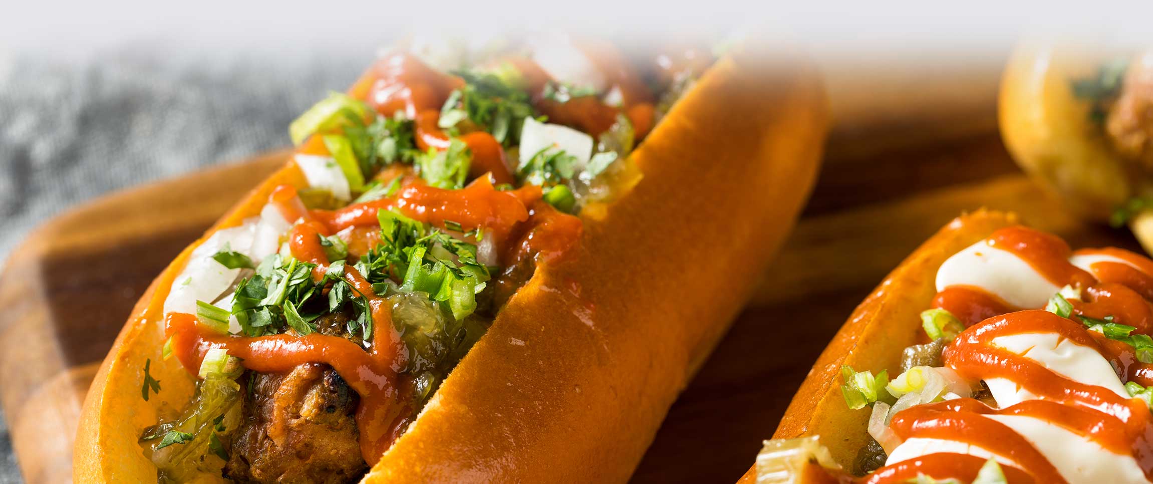 Hero - Full Width/performancefoodservice-recipes-AlPastorDog-herofull