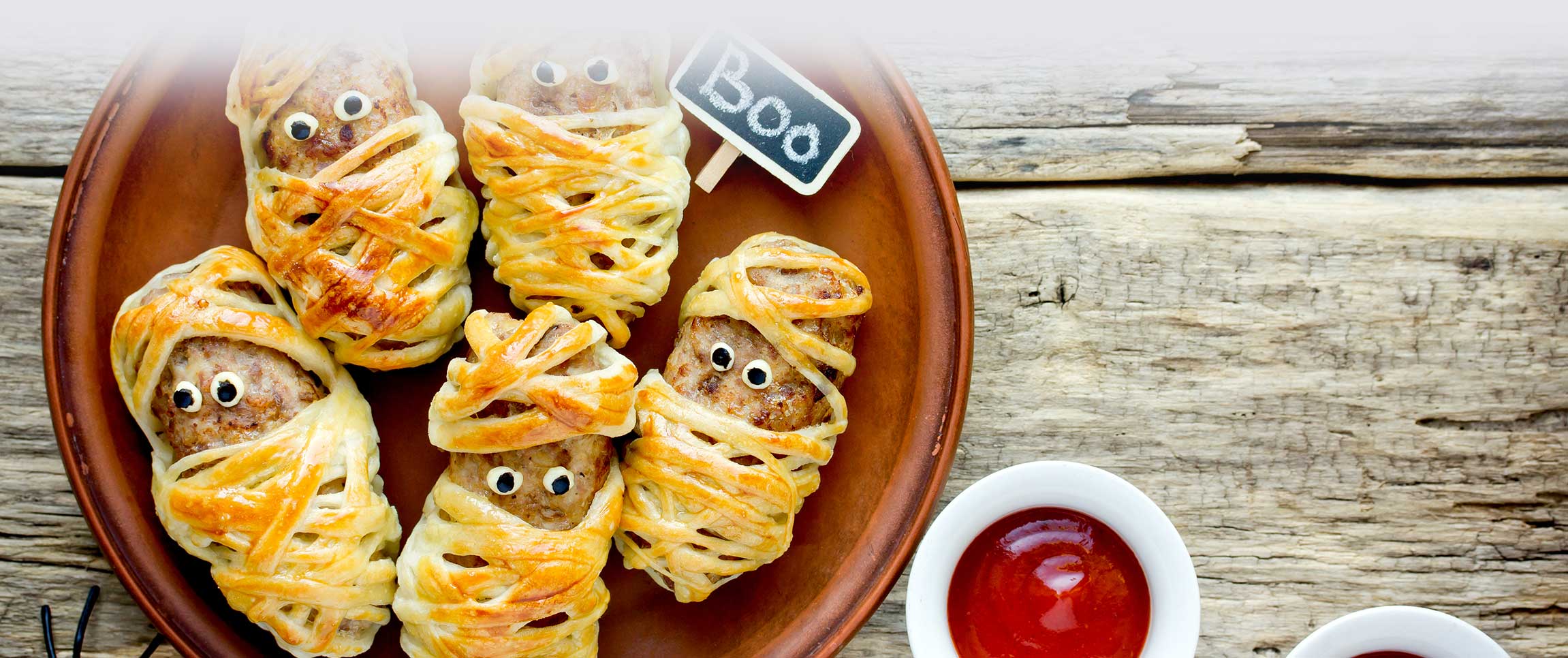 Hero - Full Width/performancefoodservice-recipes-MeatballMummies-herofull