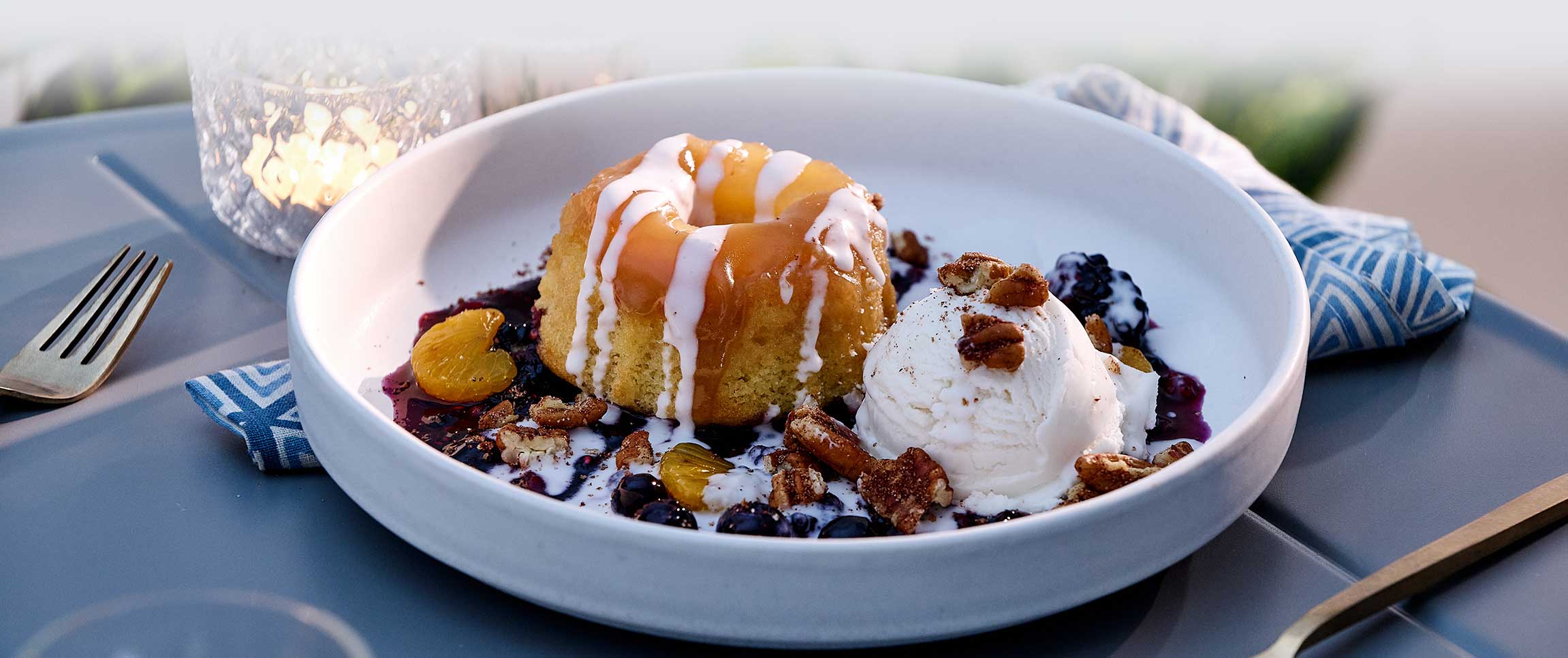 Hero - Full Width/performancefoodservice-DISHRecipes-PineappleUpsideDownCake-herofull