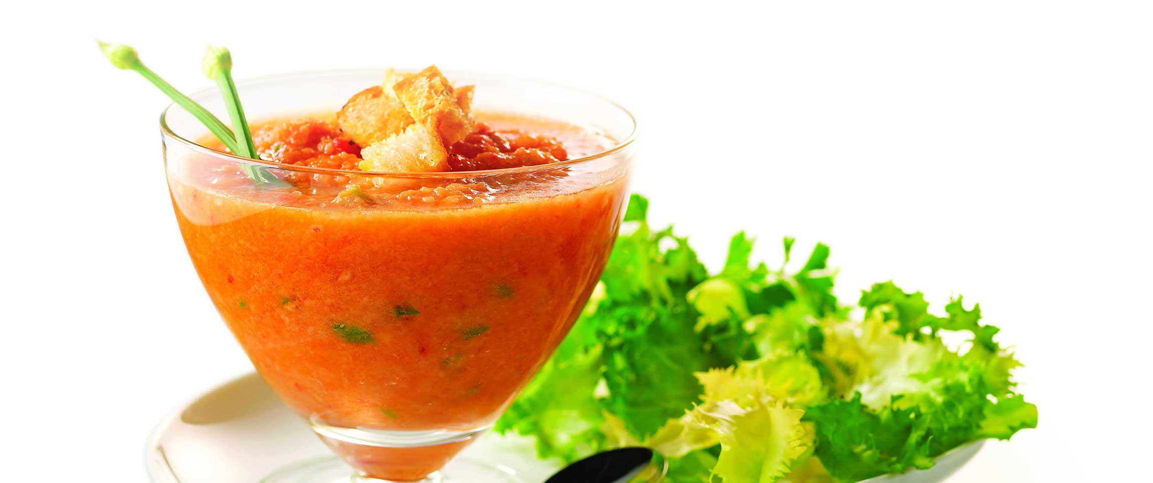 Hero - Full Width/performancefoodservice-Recipes-TomatoAndCucumberGazpacho-heroFull