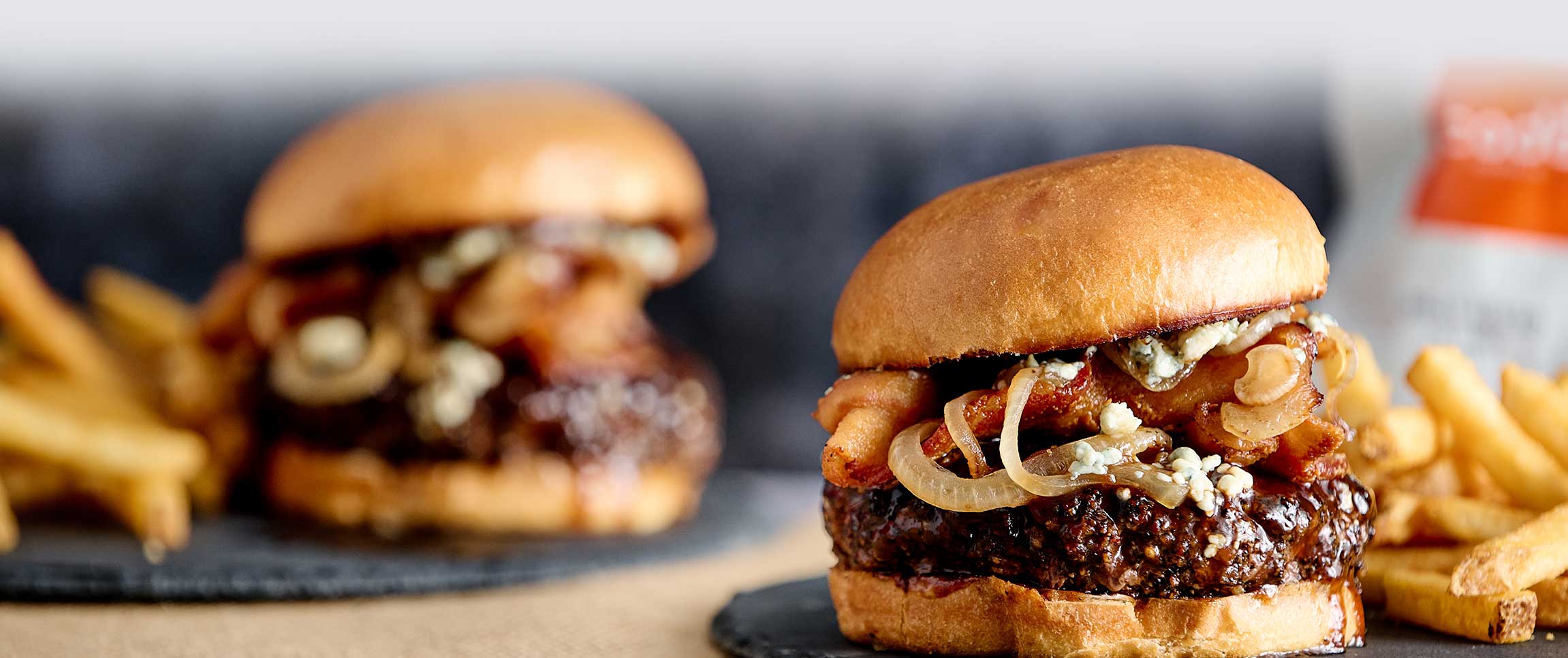 Hero - Full Width/Performancefoodservice-DISHRecipes-CodaQBurger-herofull