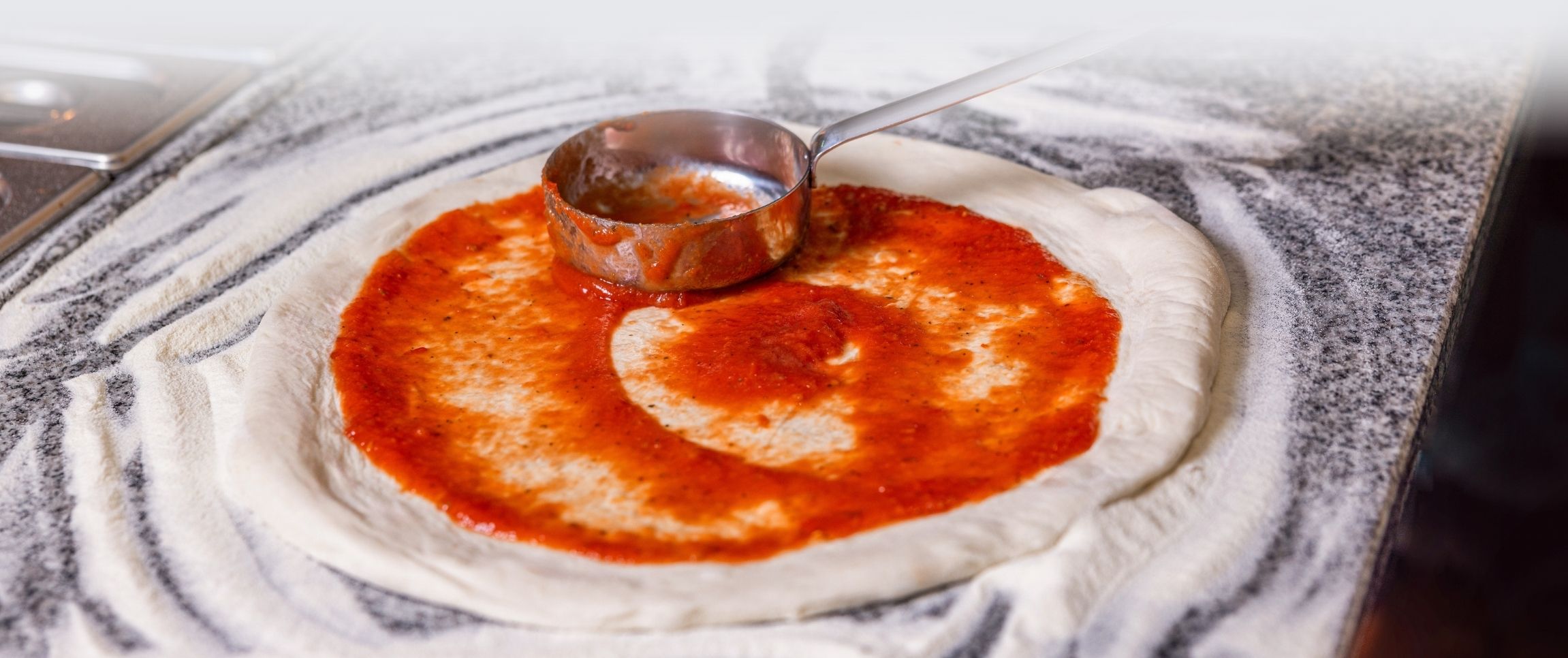 HeroFull/performancefoodservice-NewInStock-Roma_Pizza_Sauce_Seasoning-herofull