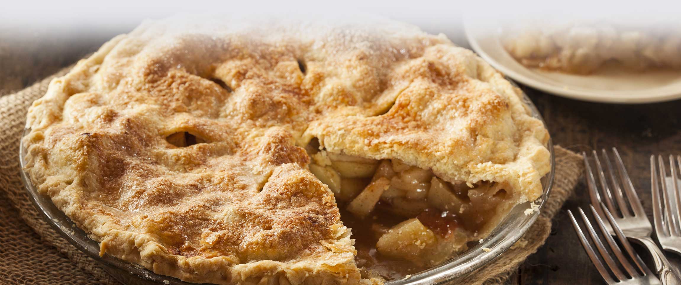 Hero - Full Width/performancefoodservice-recipes-AppleCinnamonPie-herofull