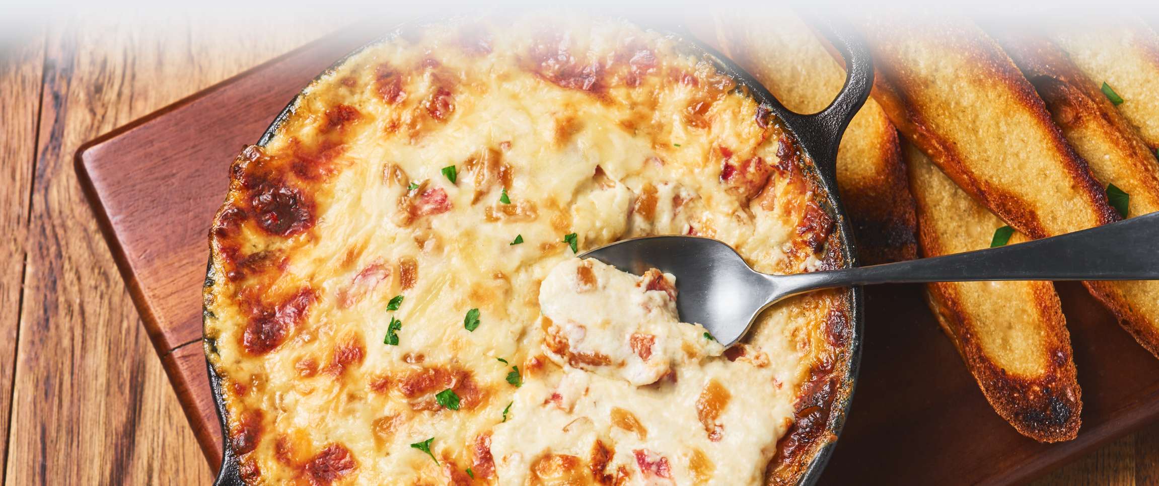 Hero - Full Width/performancefoodservice-Recipes-Caramelized_Onion_Dip-heroFull