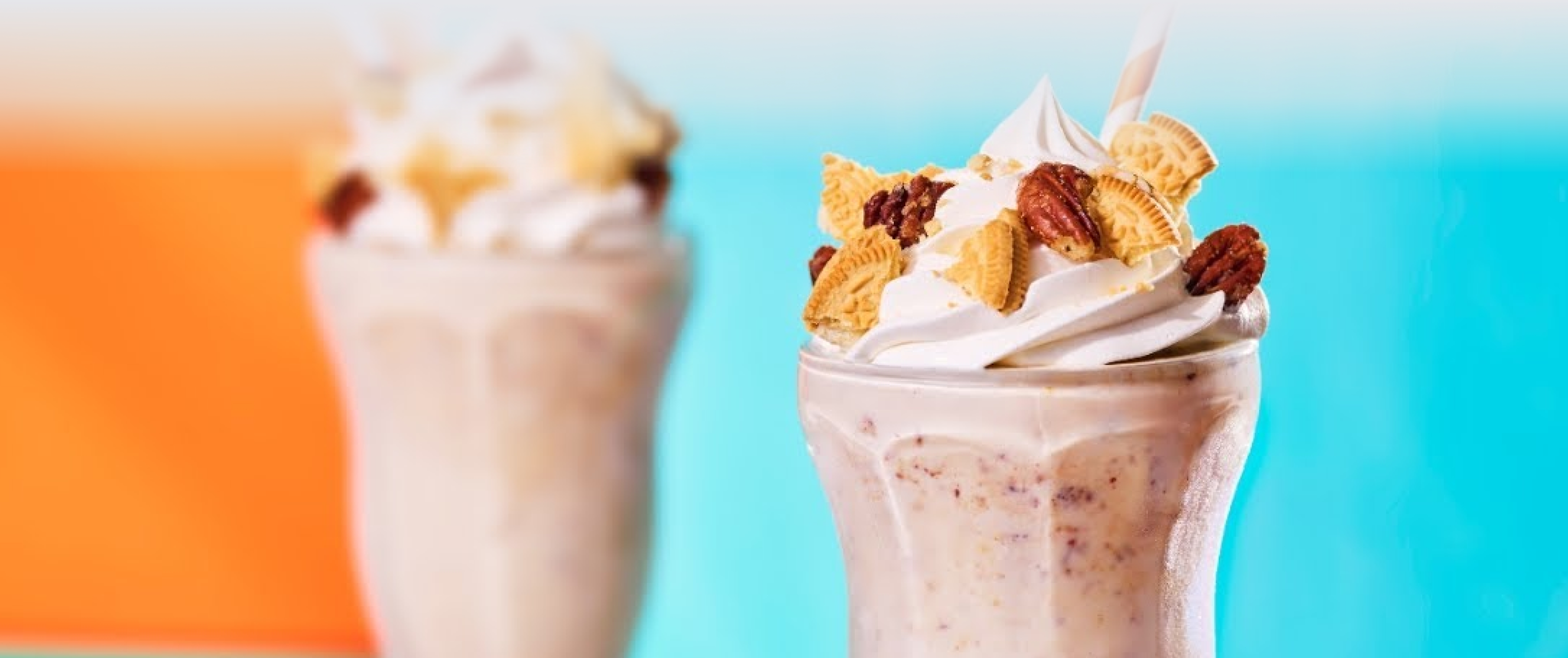 Hero - Full Width/performancefoodservice-Recipes-golden-oreo-butter-pecan-milkshake-herofull
