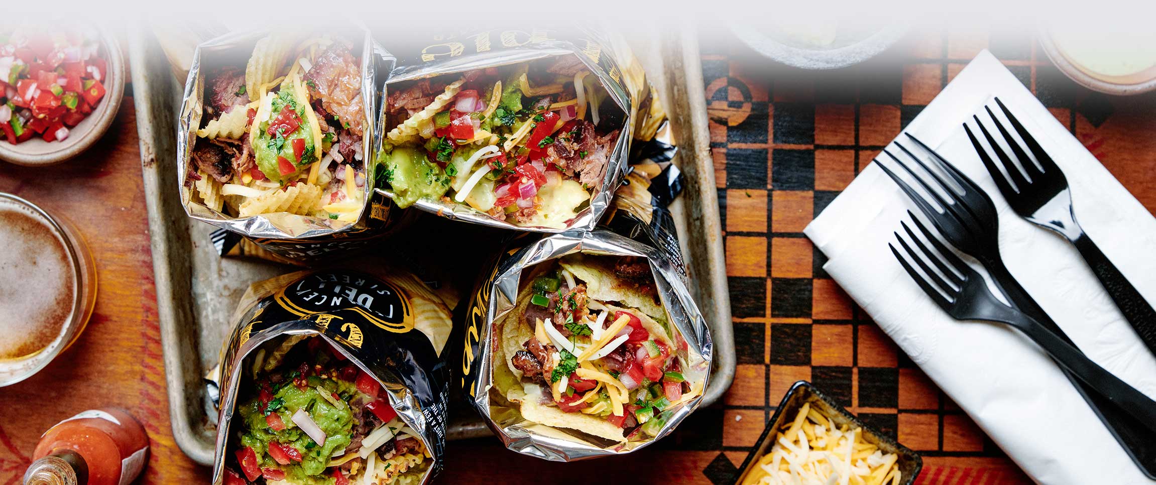 Hero - Full Width/performancefoodservice-DISHRecipes-WalkingNachos-herofull