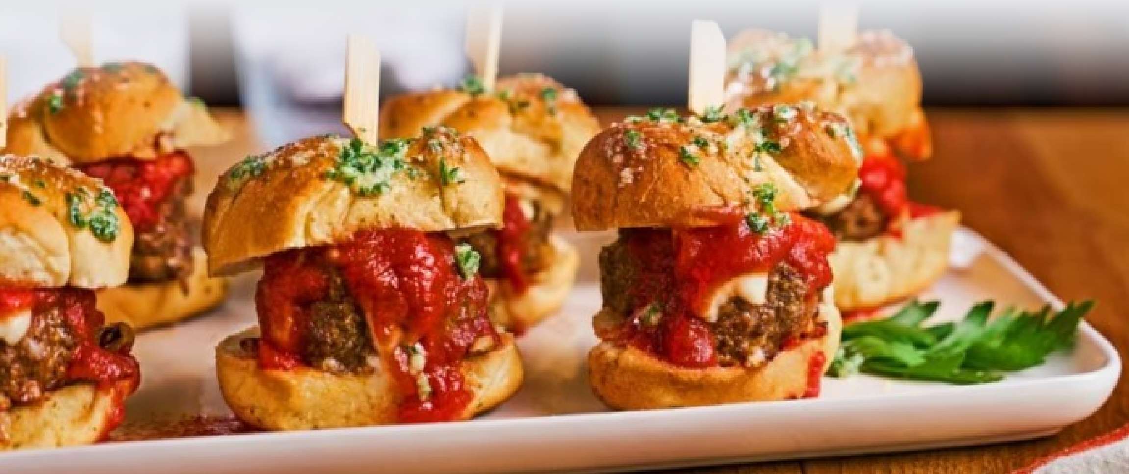 Hero - Full Width/Performancefoodservice-Recipes-Meatball_Parm_Slider-herofull