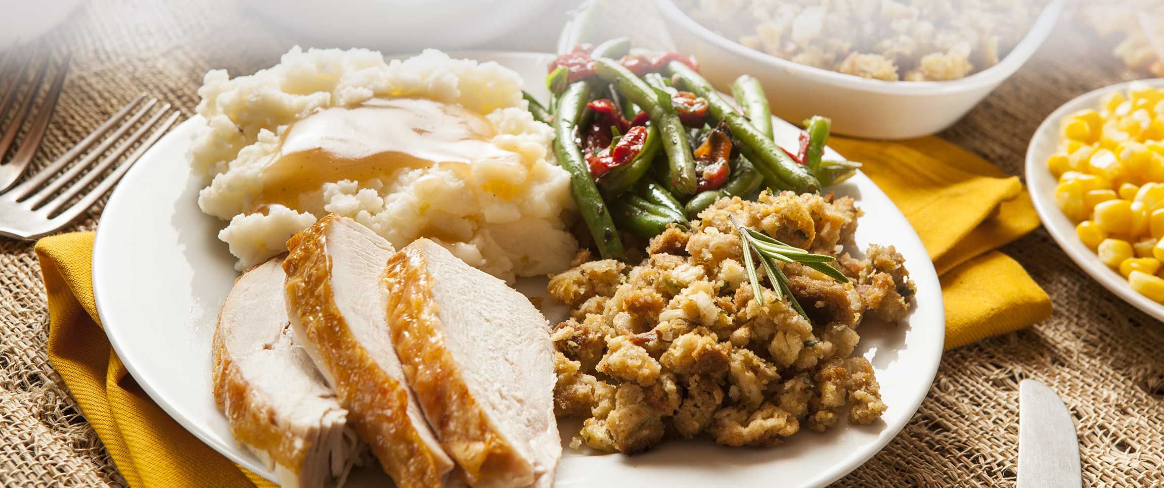 Articles/performancefoodservice-GetInspired-TurkeyDayTwists-HeroFull