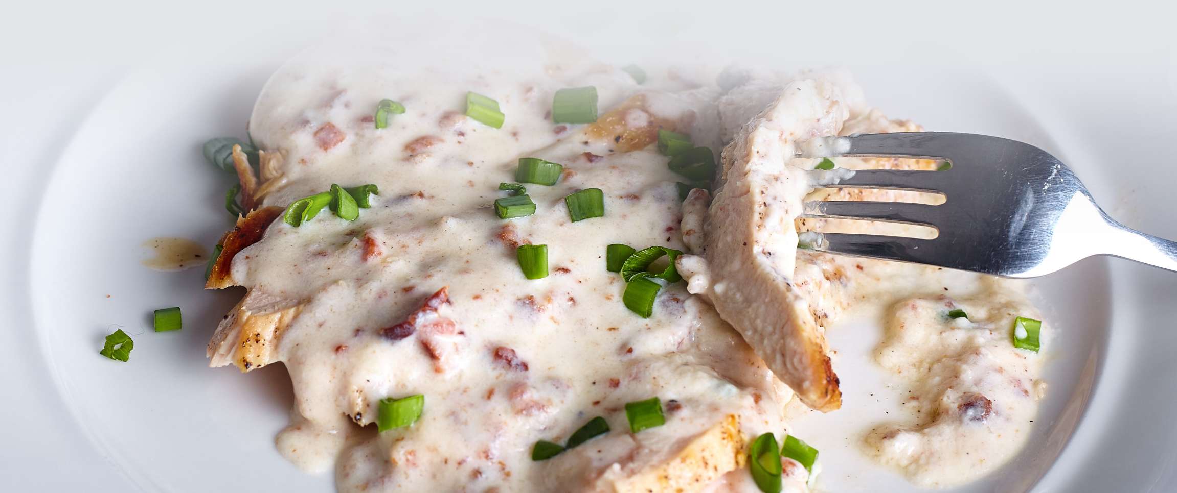 HeroFull/Performancefoodservice-NewInStock-Roma_Shelf_Stable_Alfredo_Sauce-herofull
