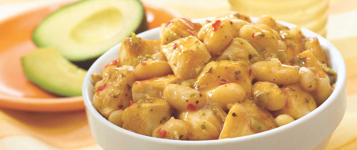 Hero - Full Width/performancefoodservice-Recipes-WHITE_CHICKEN_CHILI-heroHalf