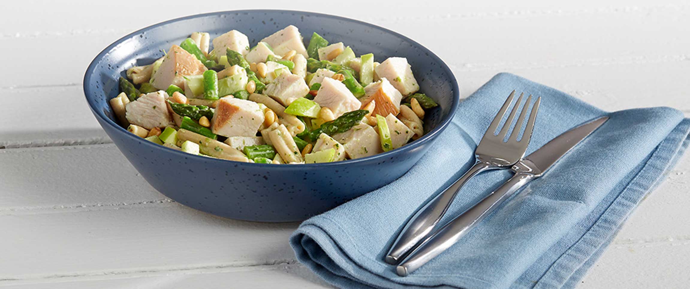 Hero - Half Width/performancefoodservice-Recipes-GreenGoddessPastaSalad-heroFull