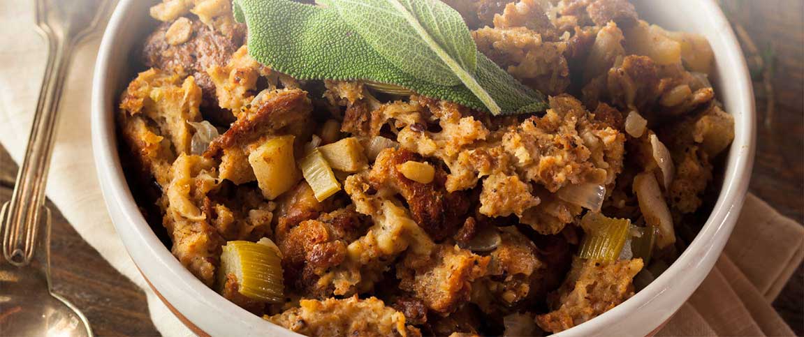Hero - Full Width/performancefoodservice-Recipes-STUFFING-heroFull