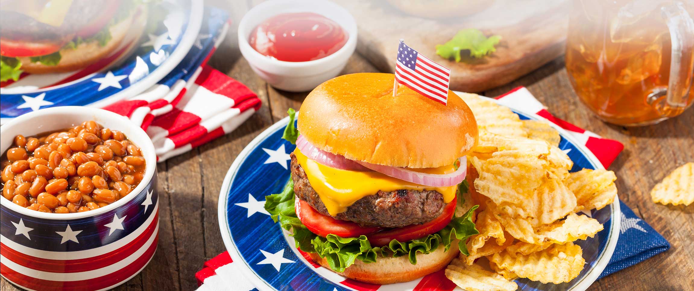 Hero - Full Width/Performancefoodservice-article-TheStartofSummer-herofull
