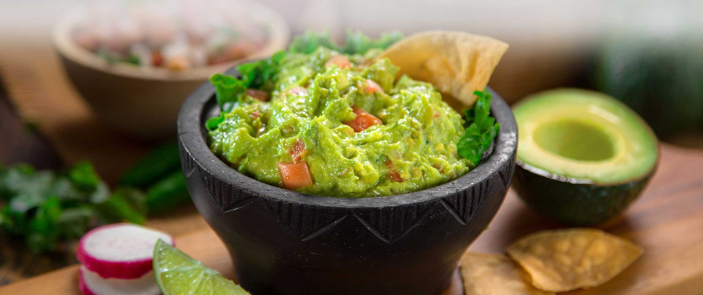 Hero - Full Width/performancefoodserviceRecipeGuacamoleChipsherofull